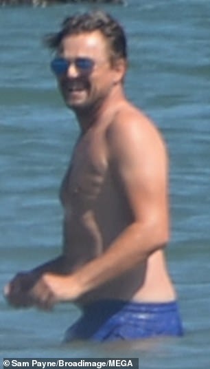 Leonardo DiCaprio va ban gai anh 1