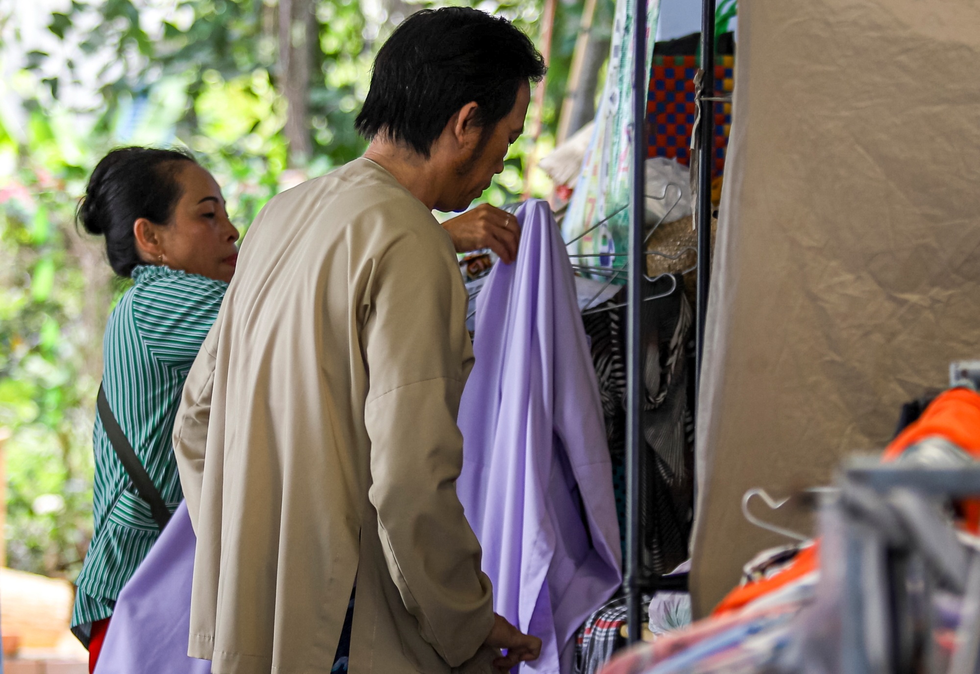 nghe si hoai linh tham gia phim anh 12