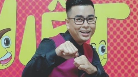 A quan Cuoi xuyen Viet Lam Thang ke chuyen ban tra sua le duong hinh anh