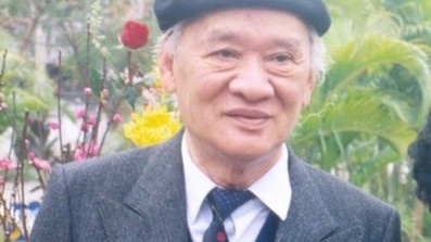 Nha van Vu Tu Nam qua doi hinh anh