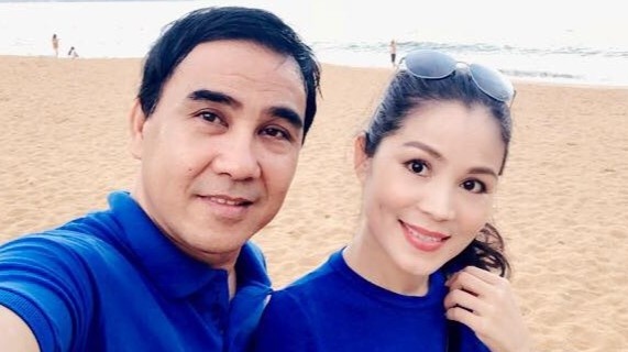 Vo chong Quyen Linh ky niem 15 nam ket hon hinh anh