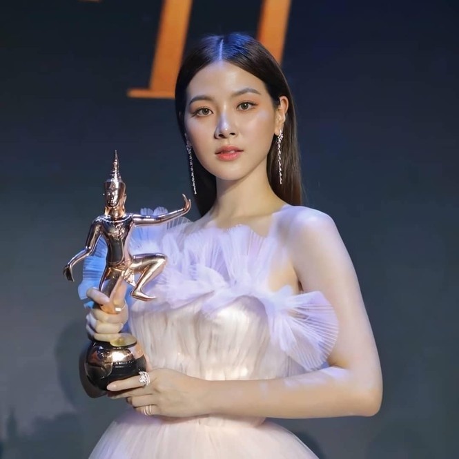 Baifern Pimchanok tren tham do anh 4