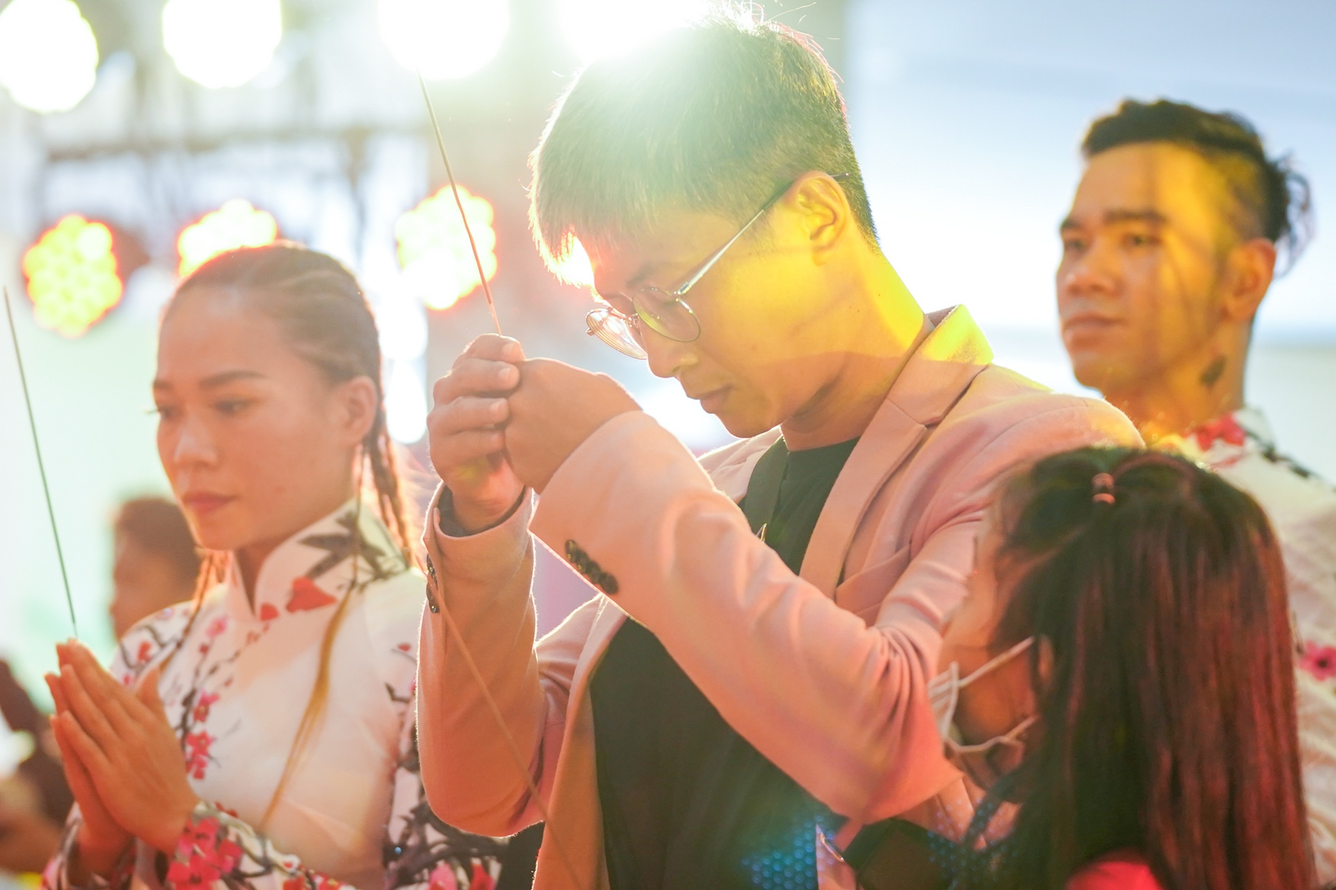 nghệ sĩ dự giỗ tổ sân khấu ảnh 6 nghe si du gio to san khau anh 6
