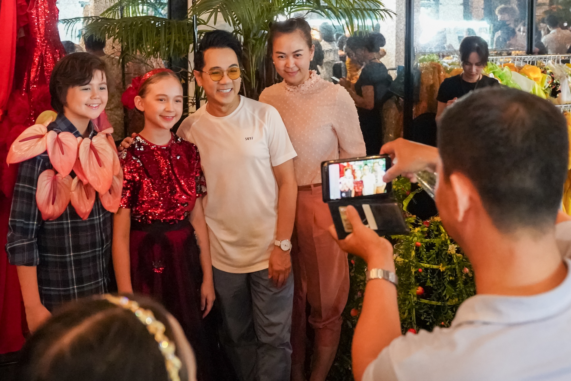 chi em cam ly,  minh tuyet anh 7