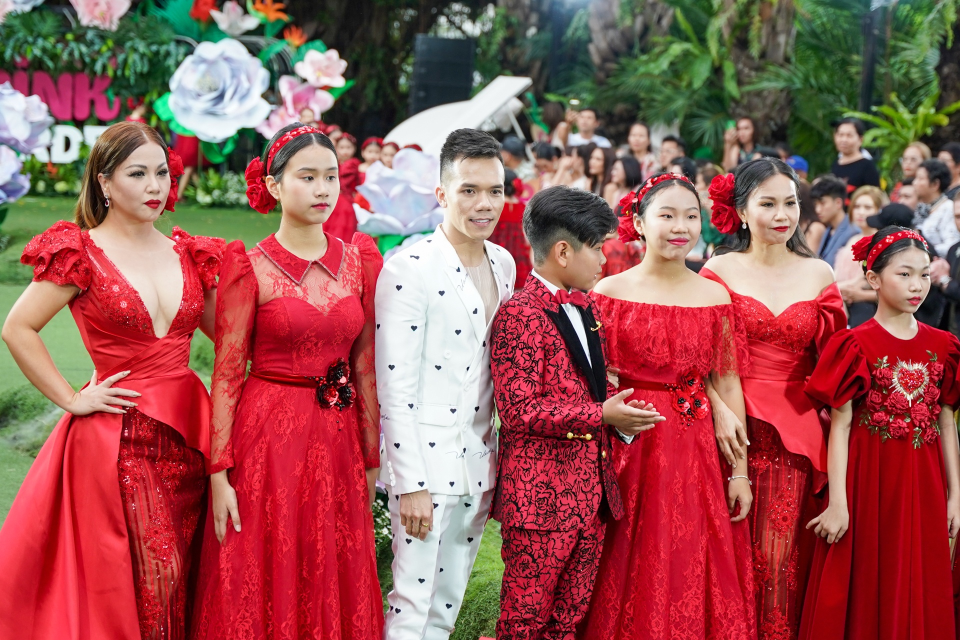 chi em cam ly,  minh tuyet anh 10