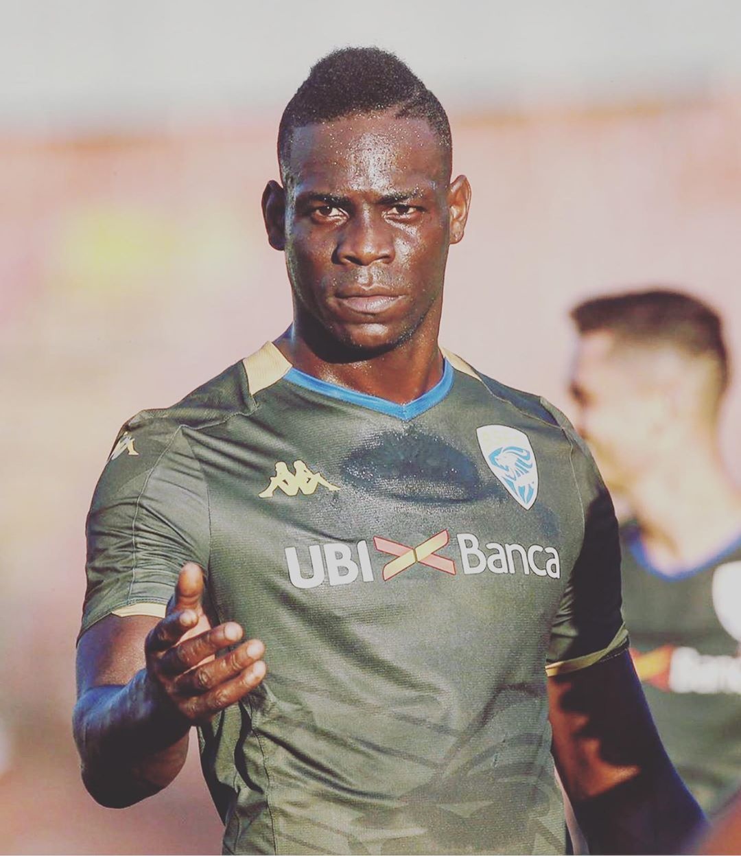 ban gai cua  tien dao Balotelli anh 1