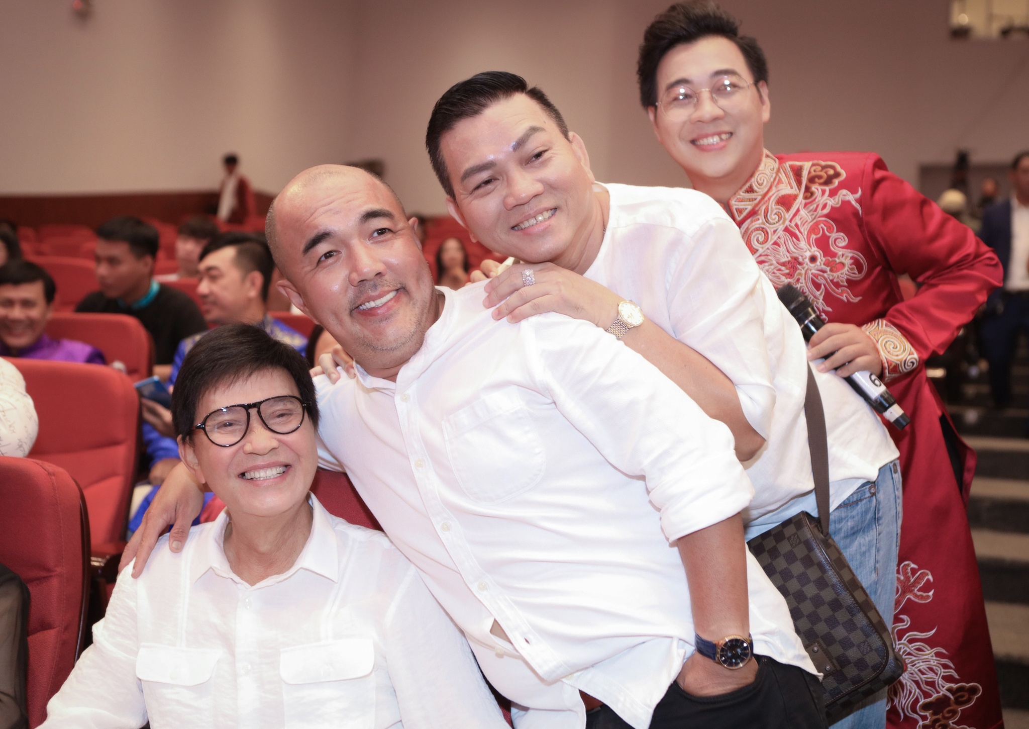 dien vien ly hai,  minh ha du gio to anh 2