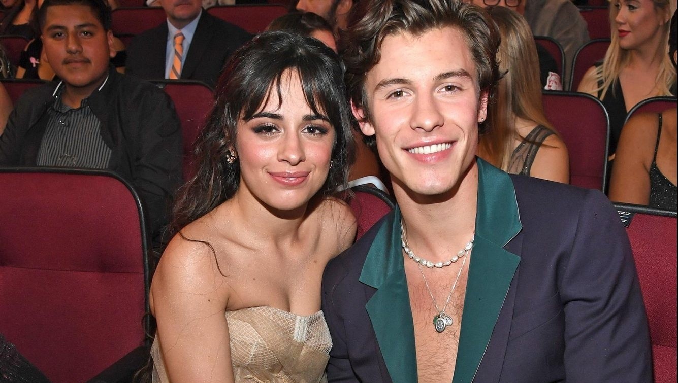 Camila Cabello ung ho Shawn Mendes hinh anh