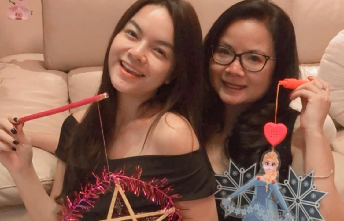 Pham Quynh Anh, Dang Khoi don Trung thu cung con hinh anh