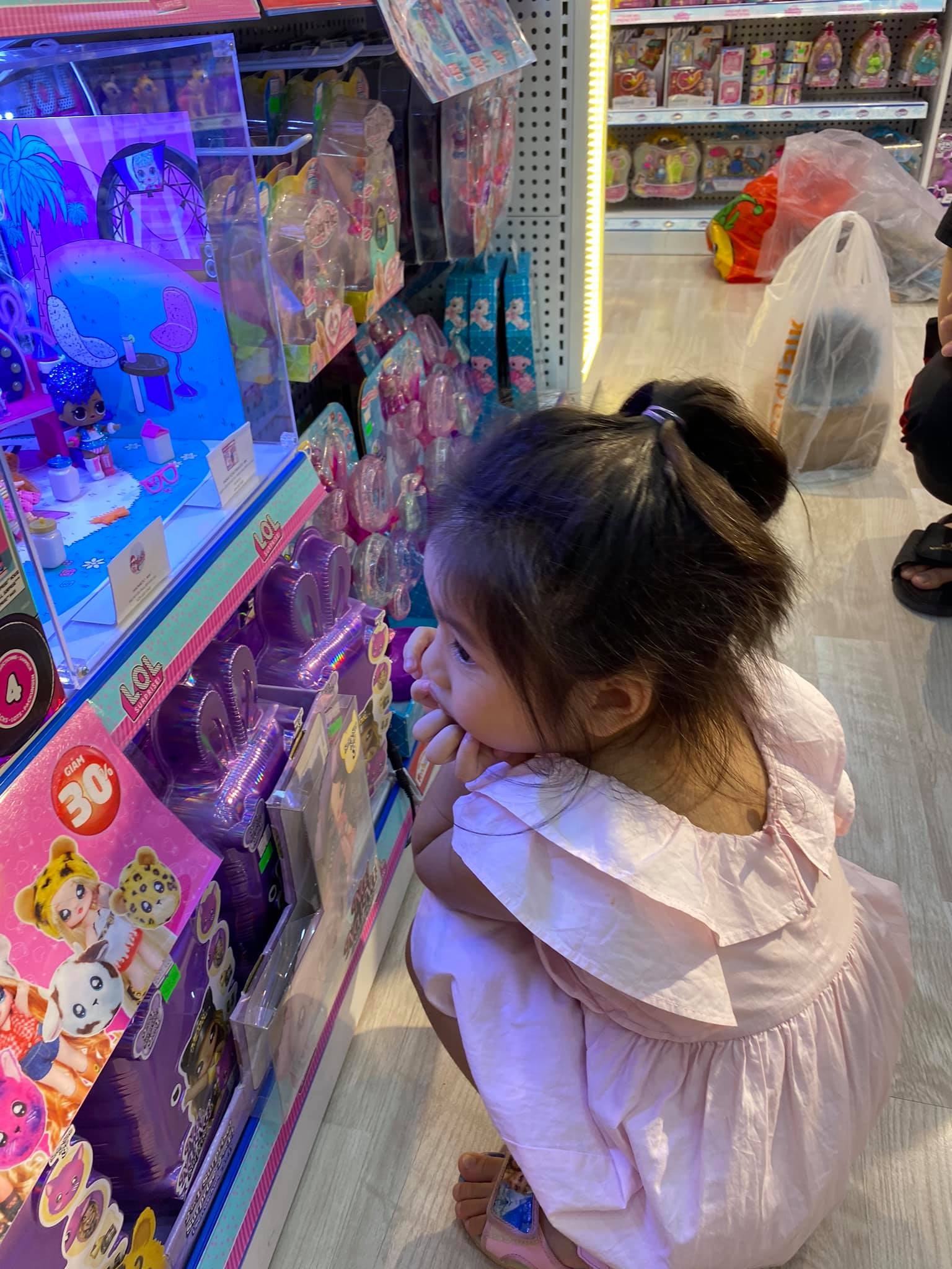 ca si pham Quynh Anh don trung thu anh 8