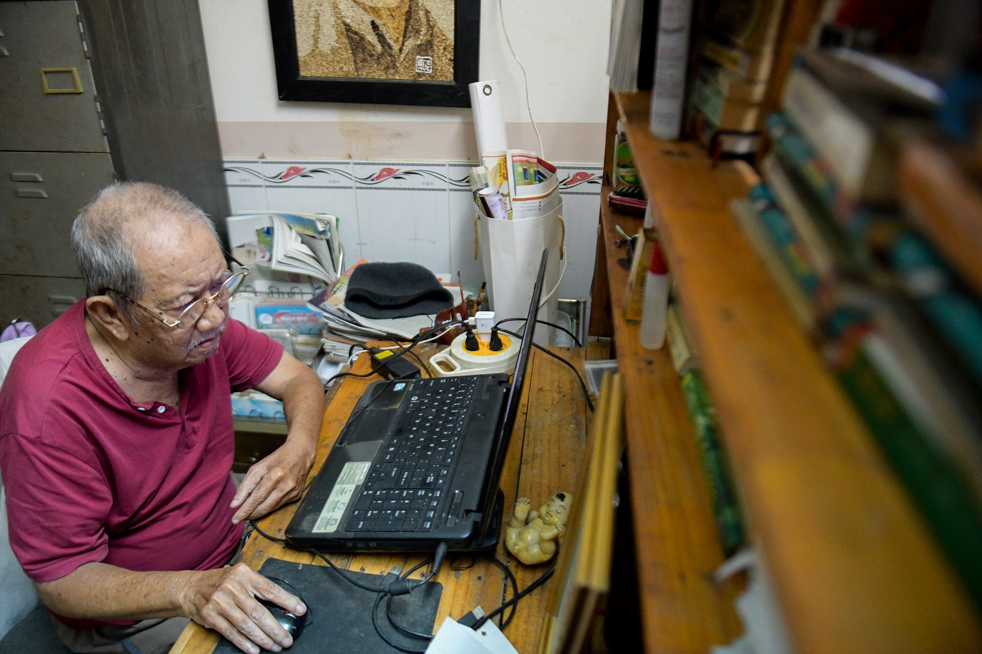 mac can nhap vien anh 2