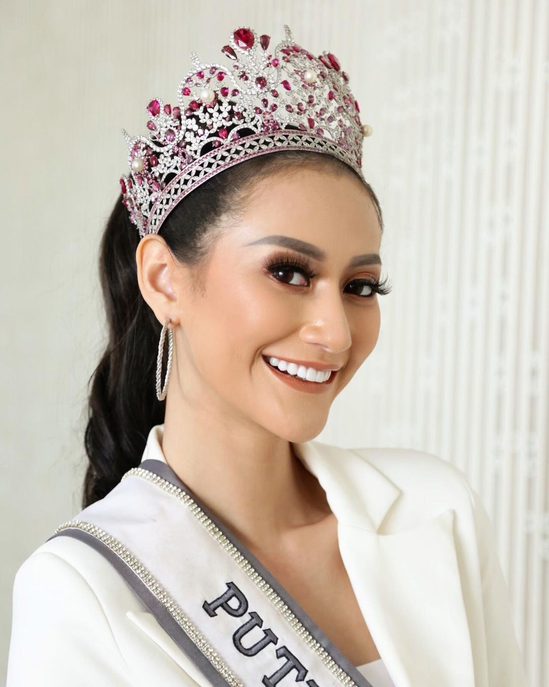 hoa hau hoan vu khanh van anh 5