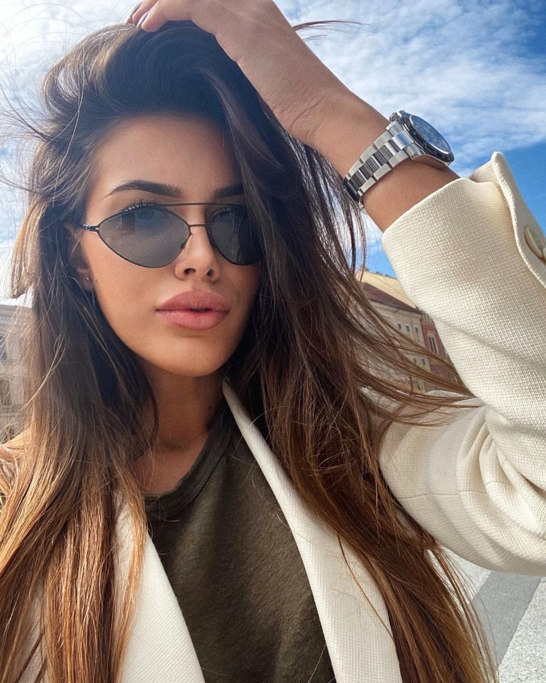 hoa hau hoan vu khanh van anh 12