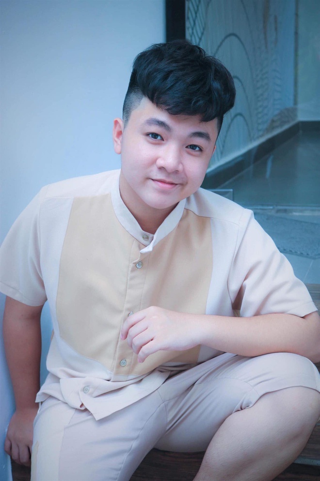 nghe si hoai linh va hoang quan anh 1