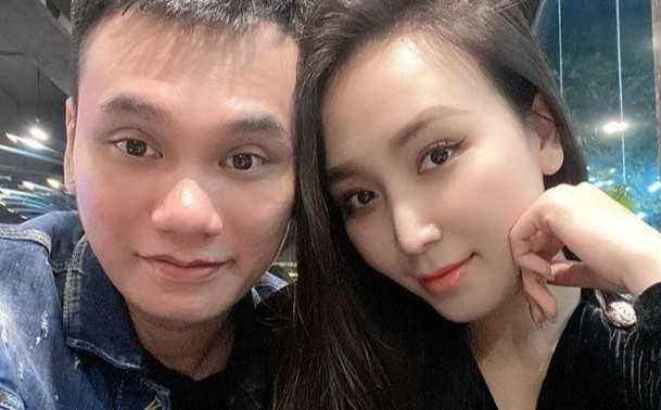 Vo Khac Viet sinh doi con dau long hinh anh