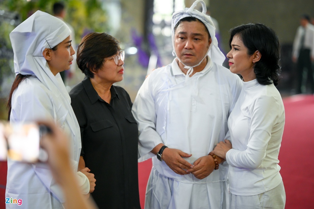 nghe si ly huynh qua doi anh 1