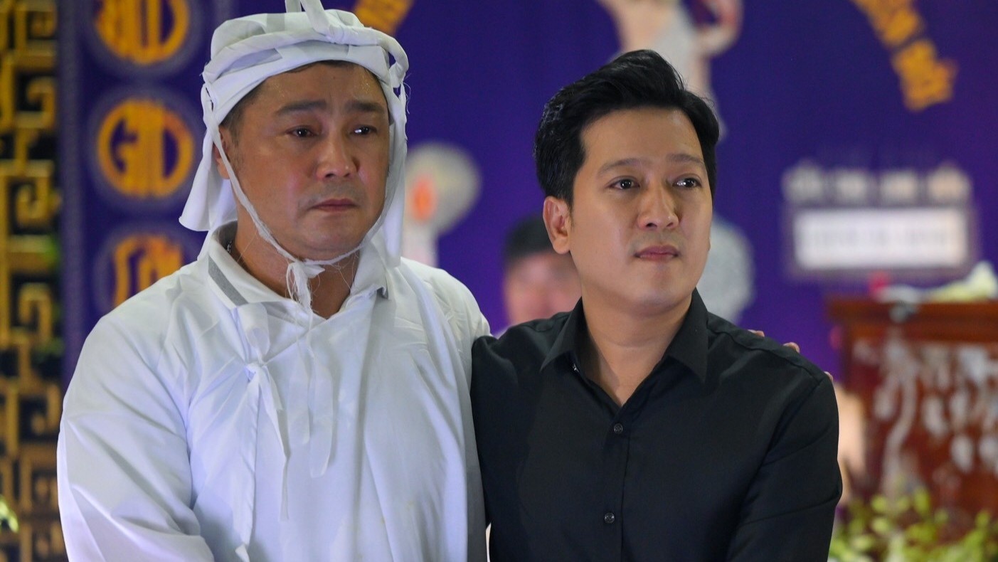 Truong Giang va nhieu nghe si den vieng NSND Ly Huynh hinh anh