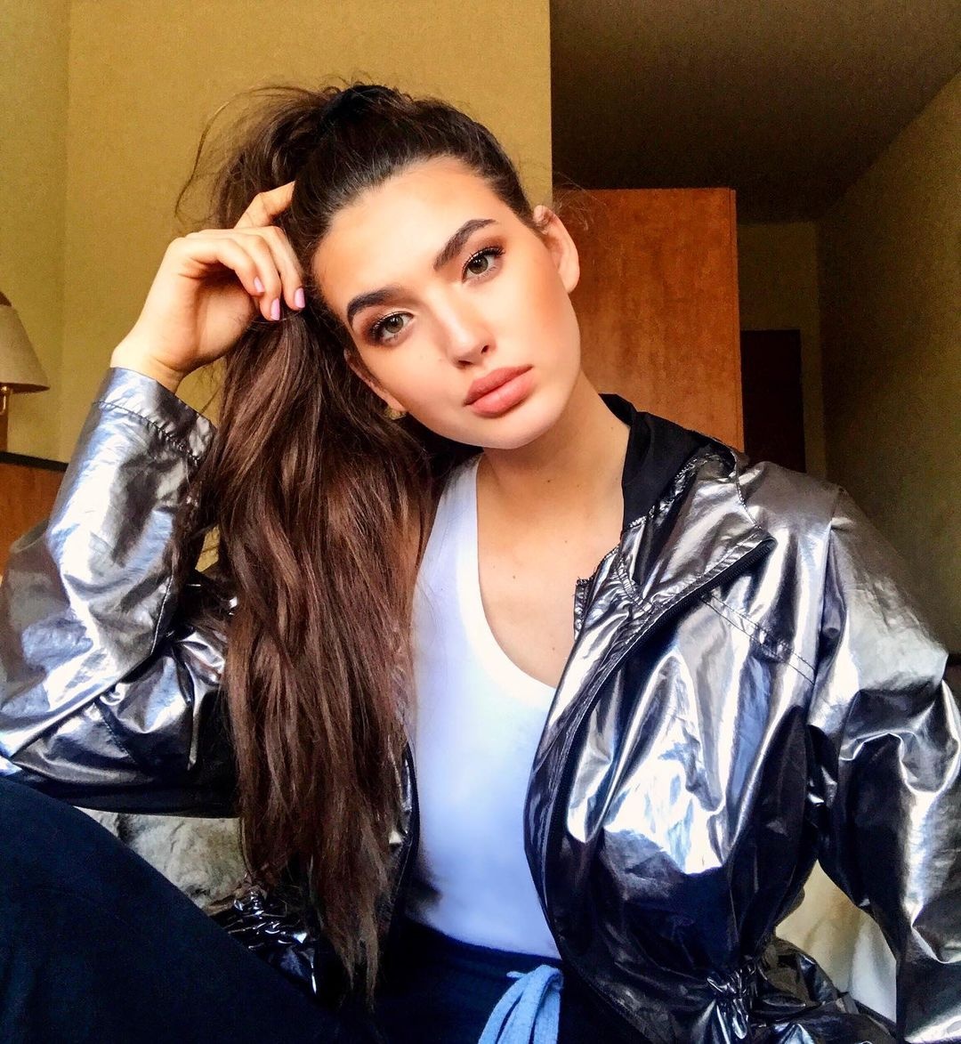 hoa hau Magdalena Kasiborska anh 4