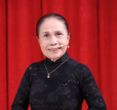 nghe si anh hoa qua doi anh 1