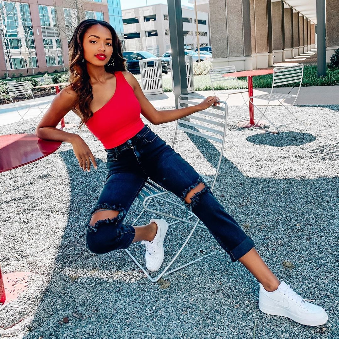 Asya Branch hoa hau My anh 10