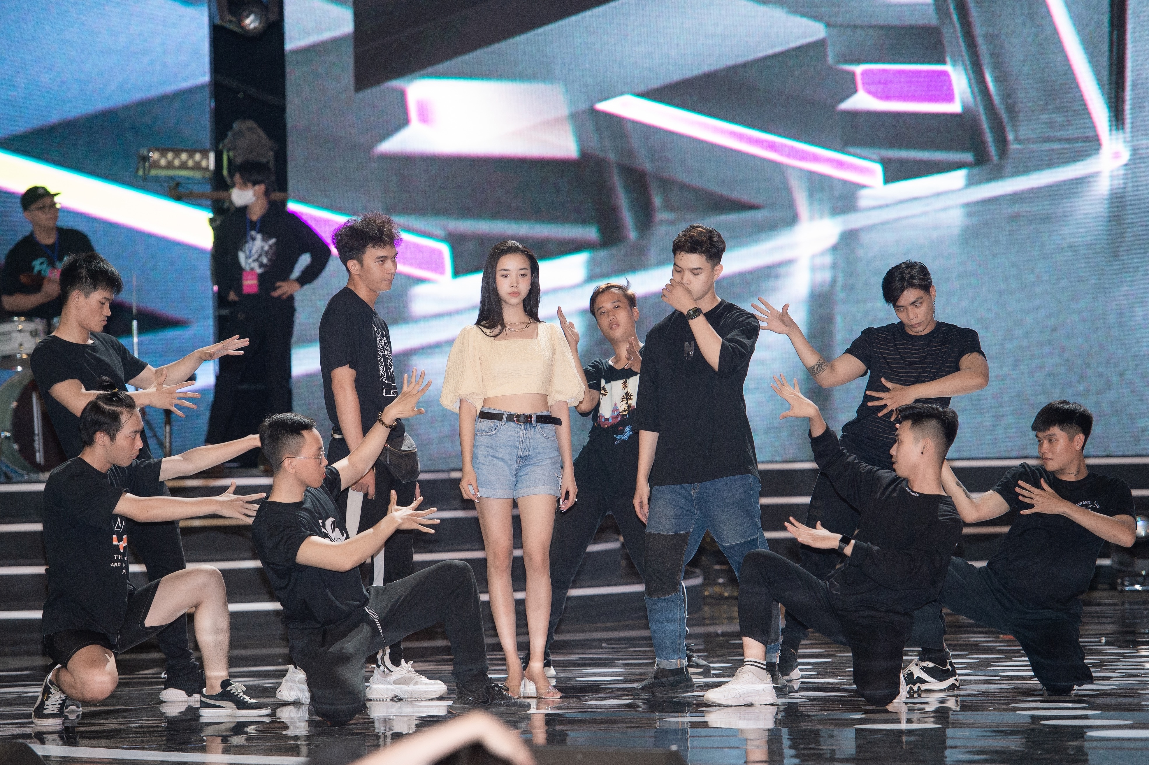 hoa hau tieu vy anh 3