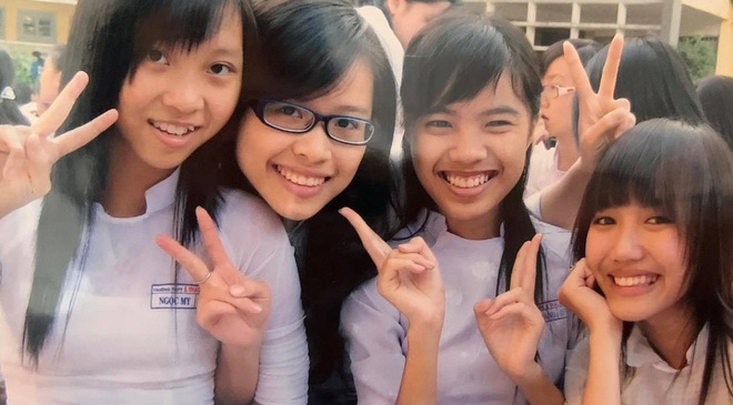 Nghe si Viet tri an thay co trong ngay 20/11 hinh anh