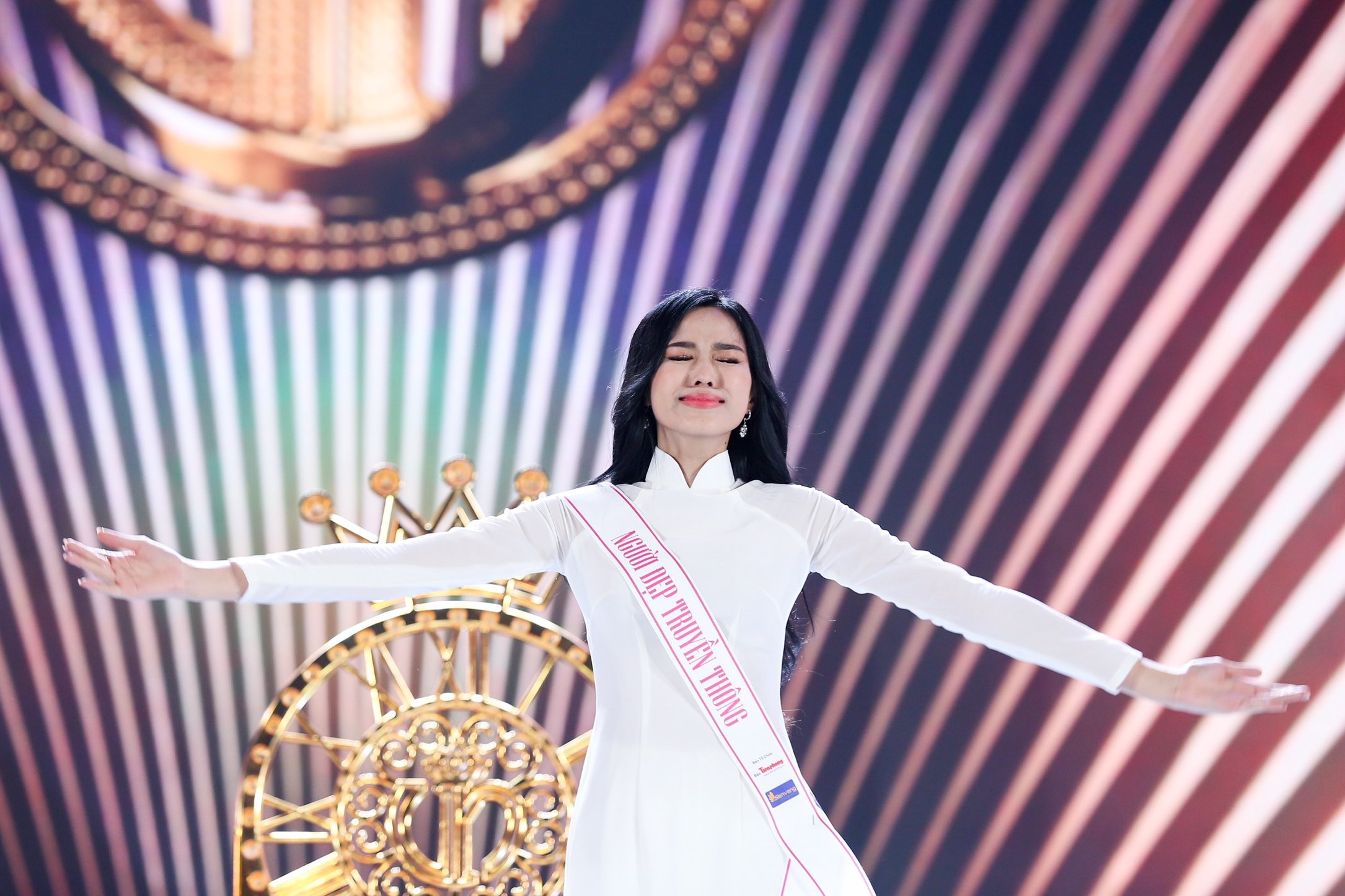 do thi ha dang quang hoa hau anh 3