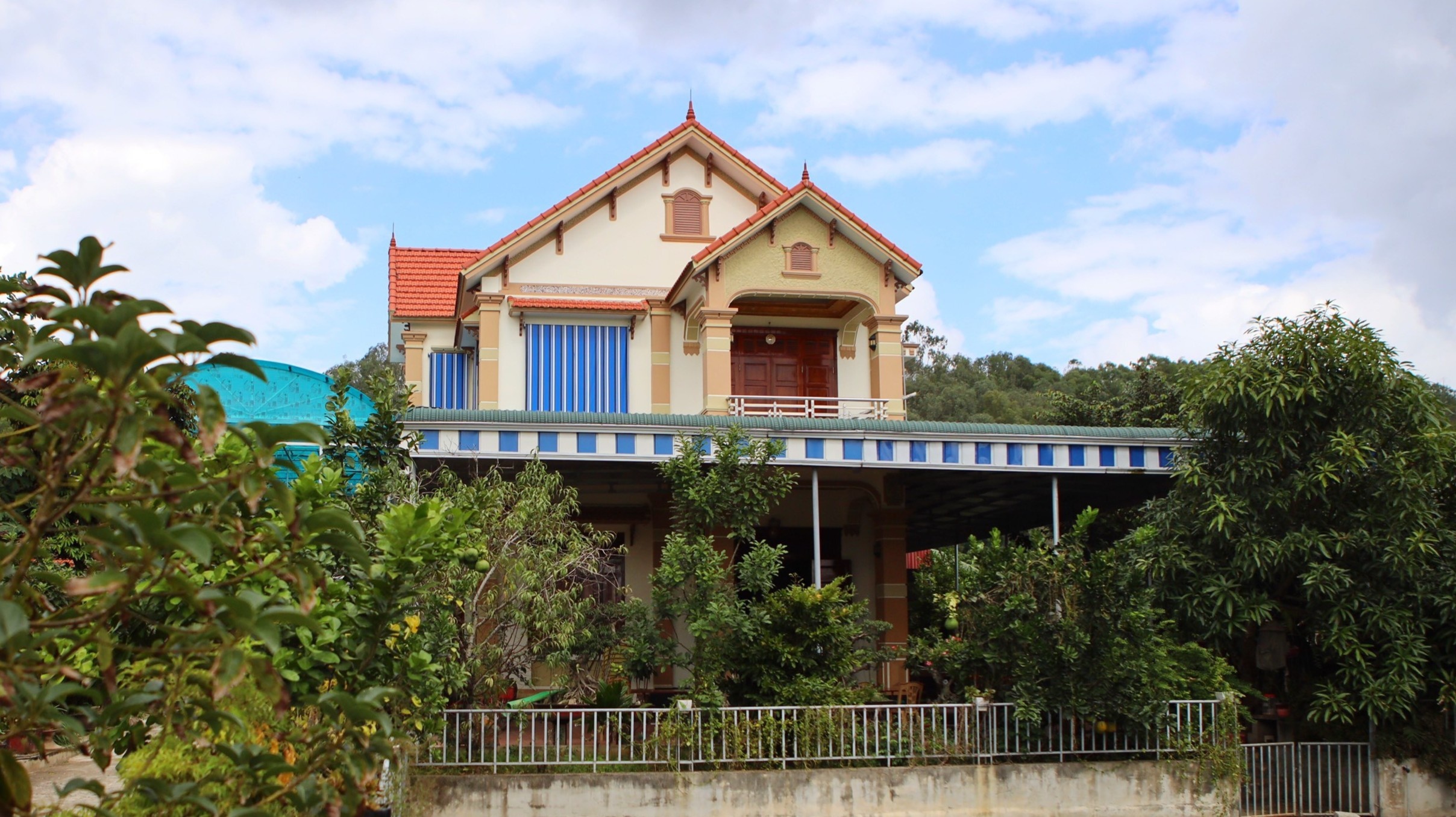 Ngoi nha cua Hoa hau Do Thi Ha o Thanh Hoa hinh anh