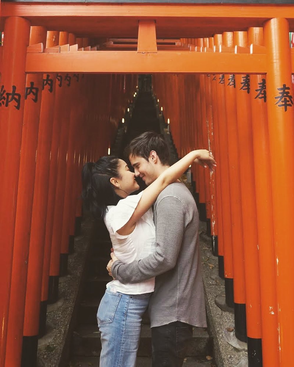 Lana Condor va ban trai anh 6