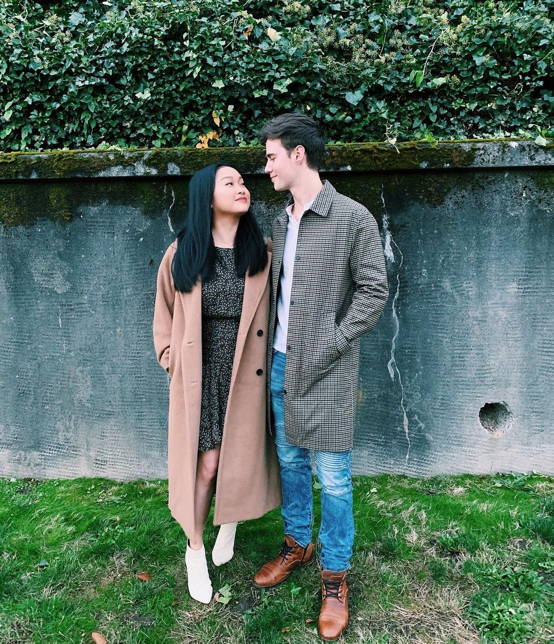 Lana Condor va ban trai anh 8