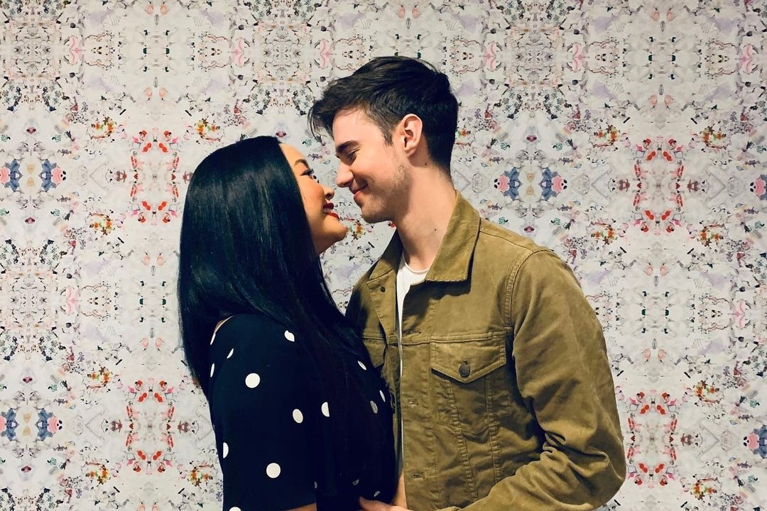 Lana Condor va ban trai anh 2