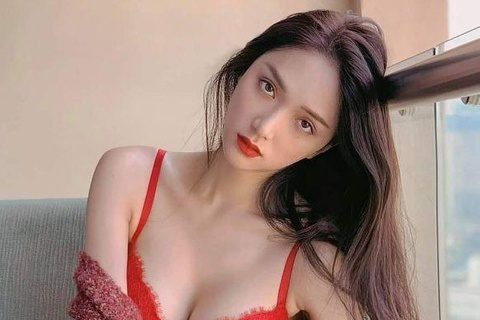 Huong Giang bi tay chay va nhung on ao cua sao Viet nam 2020 hinh anh