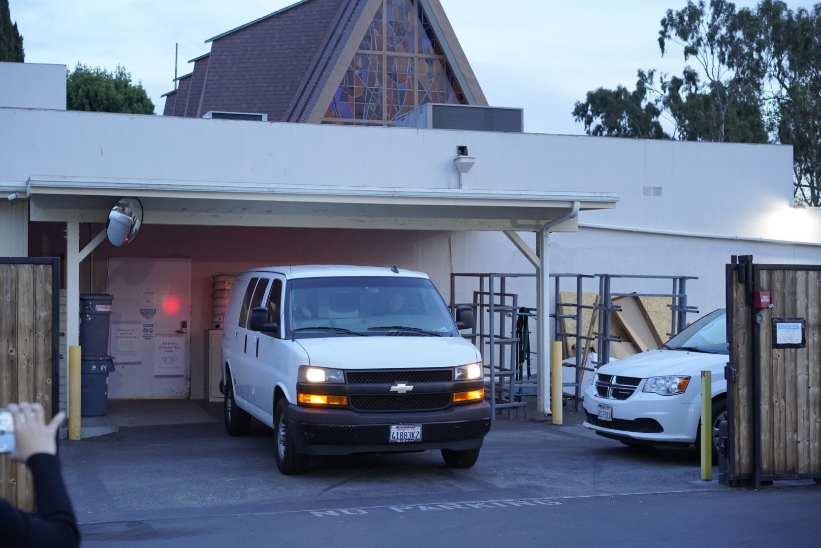 thi the nghe si chi tai dua den nha quan anh 2