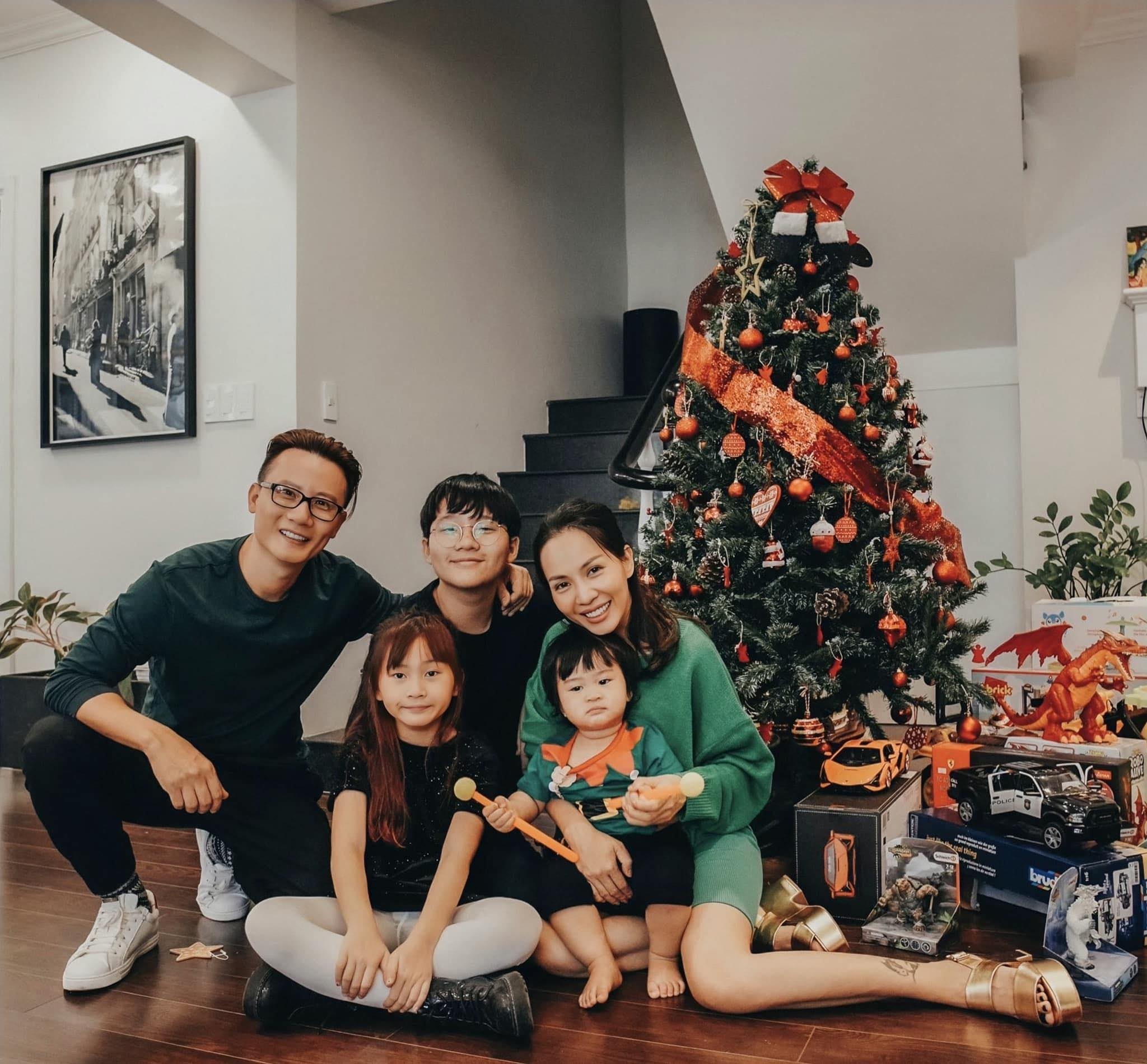 tang thanh ha don giang sinh anh 11