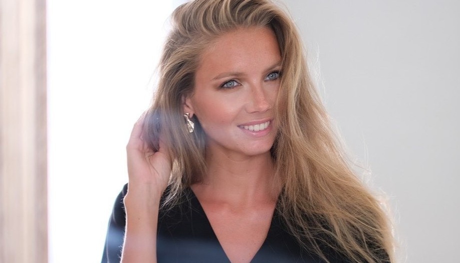 Sac voc Hoa hau Phap 2020 hinh anh