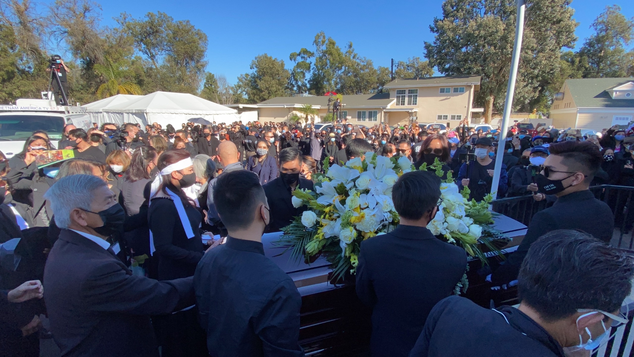 le an tang nghe si chi tai anh 13