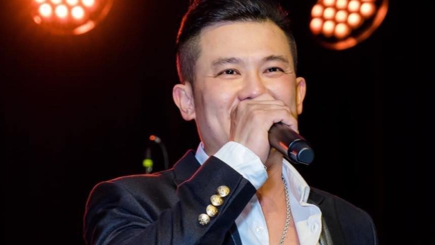 Nhung ngay cuoi doi cua ca si Van Quang Long hinh anh