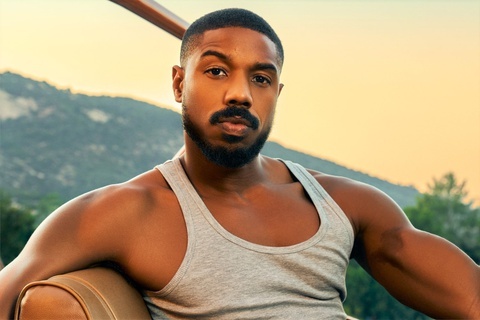 Nguoi dan ong quyen ru nhat the gioi cong khai ban gai hinh anh