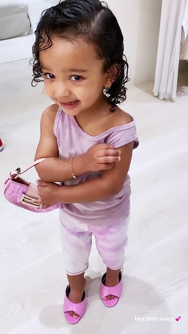 con gái Kim Kardashian ảnh 10 con gai Kim Kardashian anh 10