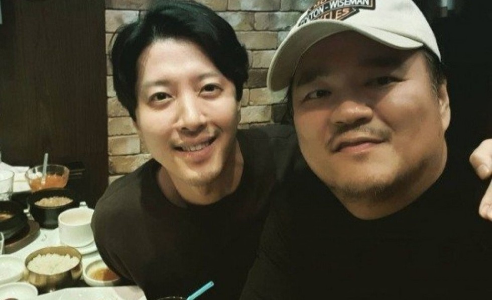 Lee Dong Gun lan dau xuat hien sau ly hon hinh anh