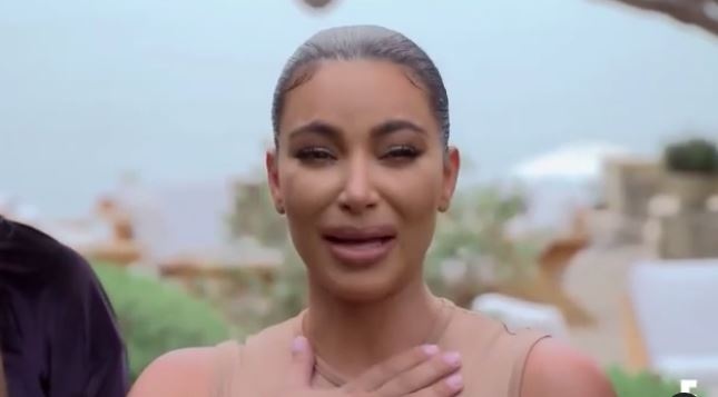 Kim Kardashian khoc khi chia tay show truyen hinh thuc te hinh anh