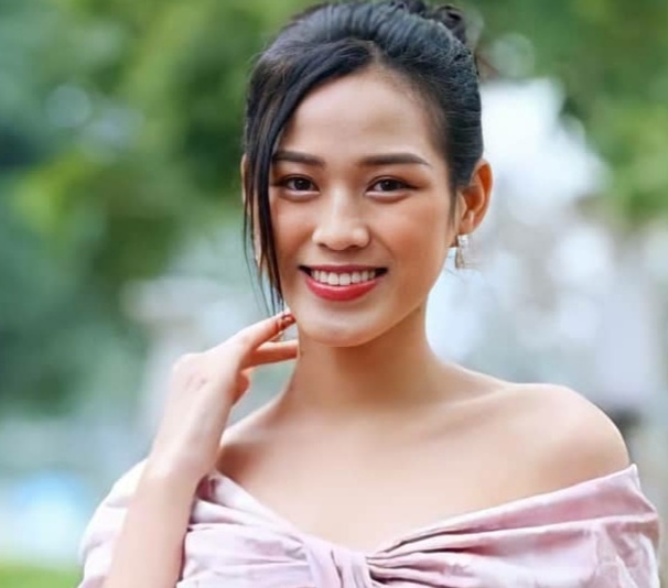 Hoa hau Do Thi Ha: 'Toi doc than, chua tung yeu ai' hinh anh