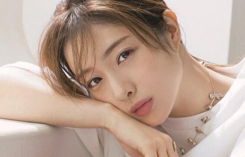 Nguoi dep Ishihara Satomi mac Covid-19 hinh anh