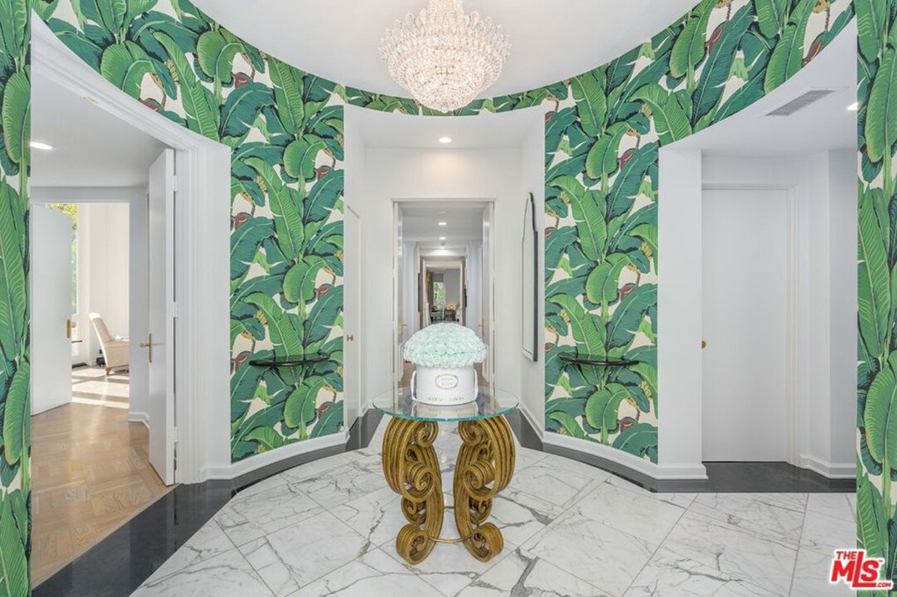 dien vien Lily Collins ban biet thu anh 3