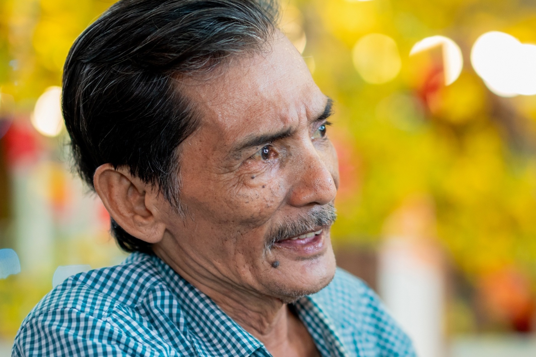 Thuong Tin bi nga xe may, suc khoe yeu sau dot quy hinh anh