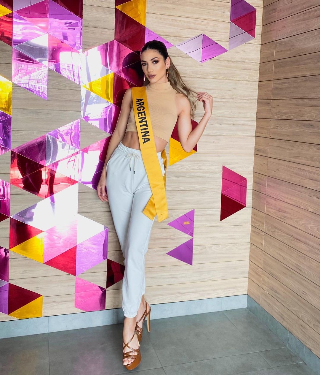 hoa hau hoa binh quoc te anh 12