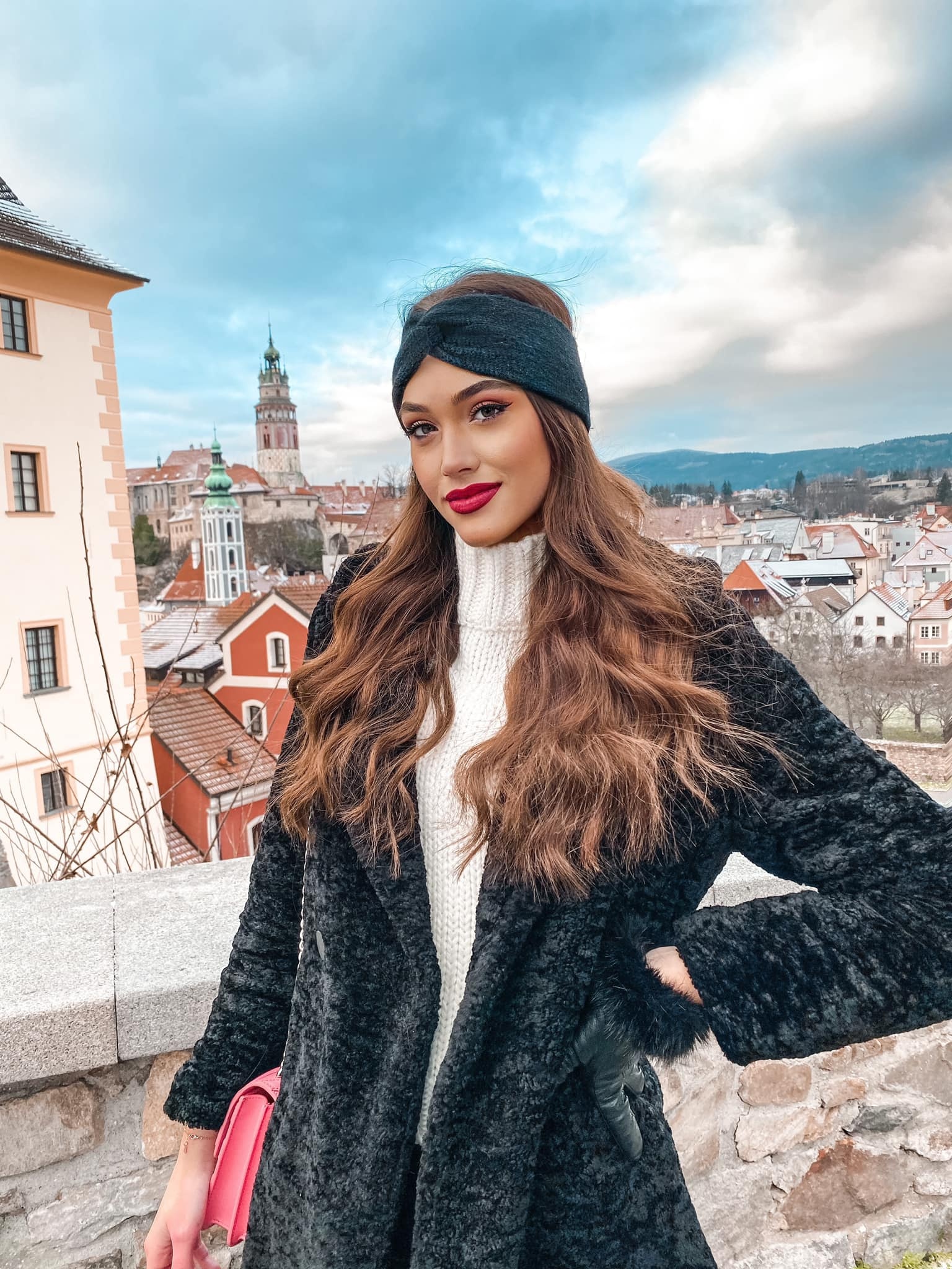 hoa hau hoa binh quoc te anh 18