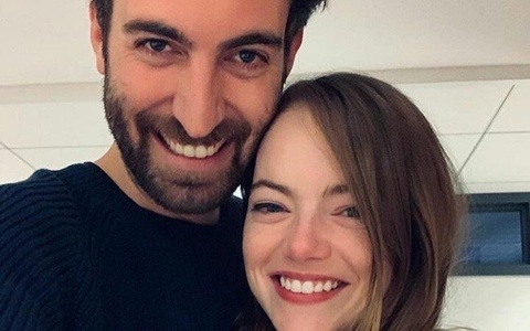 Emma Stone sinh con gai dau long hinh anh