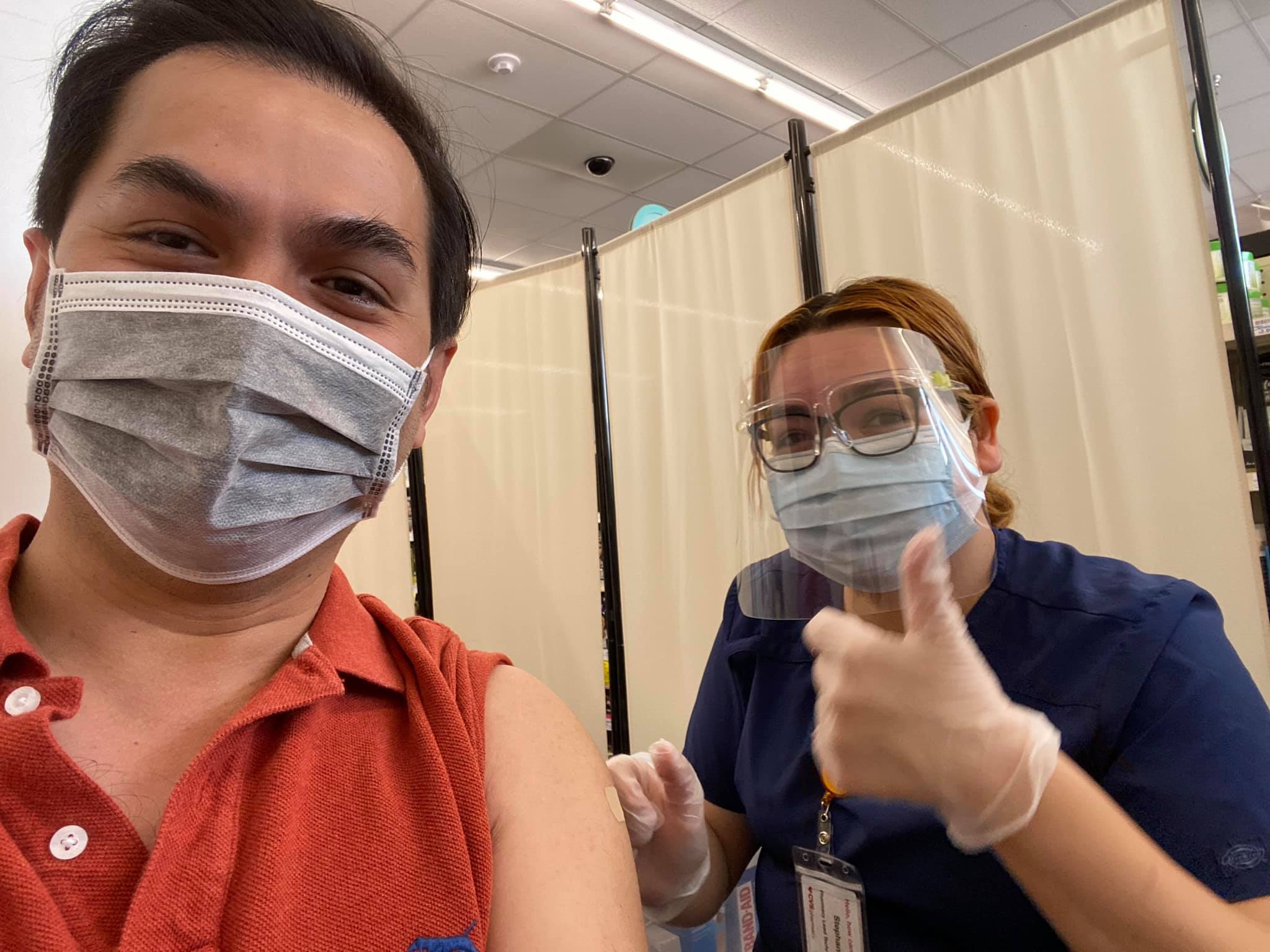 nghệ sĩ tiêm vaccine Covid-19 ảnh 1 nghe si tiem vaccine Covid-19 anh 1