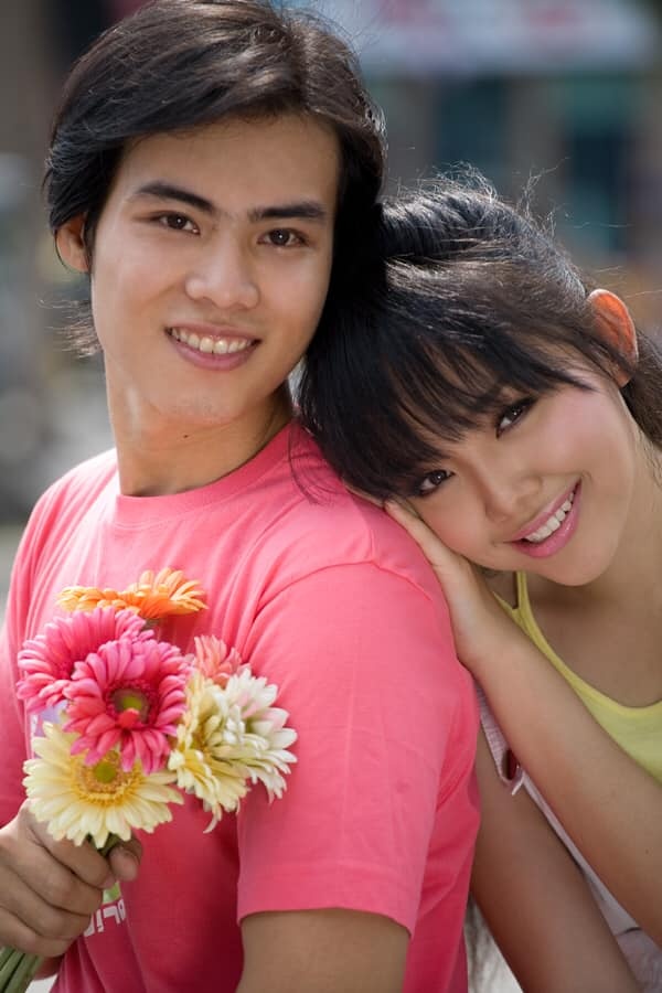 ca si toc tien anh 2